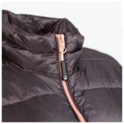 Alvivo - Women's Helsinki - Down Jacket 11 Alvivo - Women's Helsinki - Down Jacket -Outwell Store alvivo womens helsinki down jacket detail 4