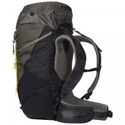 Bergans Helium V5 40 - Mountaineering Backpack -Outwell Store bergans helium v5 40 mountaineering backpack detail 4