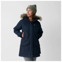 FJÄLLRÄVEN Fjällräven - Women's Nuuk Parka - Coat -Outwell Store fjaellraeven womens nuuk parka coat detail 5