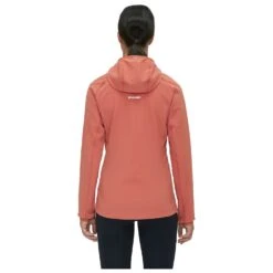 Mammut - Women's Madris Light ML Hooded Jacket - Softshell Jacket 11 Mammut - Women's Madris Light ML Hooded Jacket - Softshell Jacket -Outwell Store mammut womens madris light ml hooded jacket softshell jacket detail 4