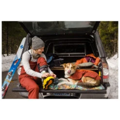 Ruffwear Basecamp Bed - Dog Blanket 9 Ruffwear Basecamp Bed - Dog Blanket -Outwell Store ruffwear basecamp bed dog blanket detail 3