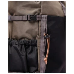 Sandqvist Forest Hike 20 + 9 - Walking Backpack -Outwell Store sandqvist forest hike 20 9 walking backpack detail 4